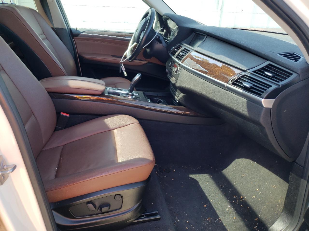 Photo 5 from auction – 2012 BMW X5 XDRIVE3 with VIN 5UXZV4C51CL763699