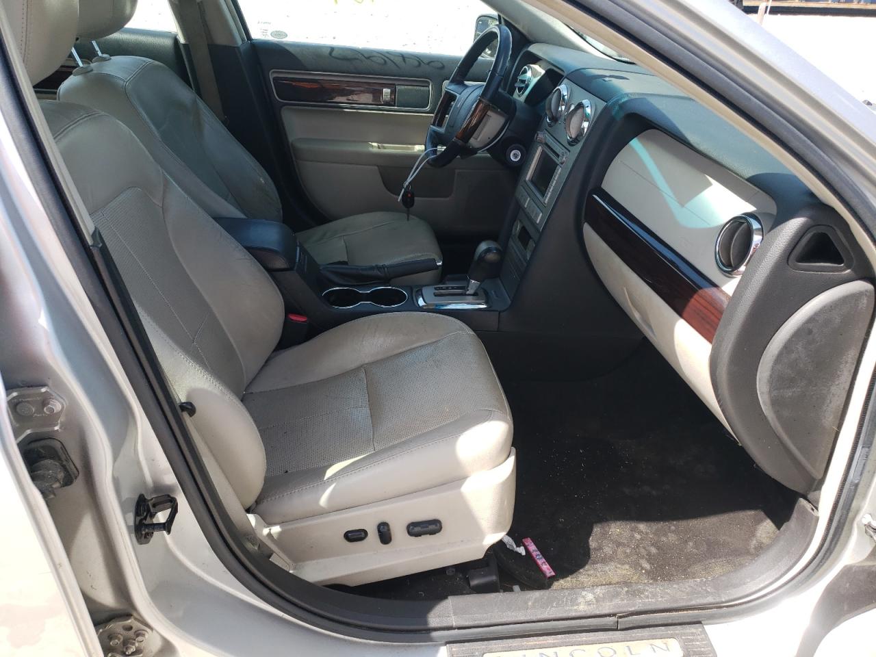 Photo 5 from auction – 2009 LINCOLN MKZ with VIN 3LNHM26T59R618119