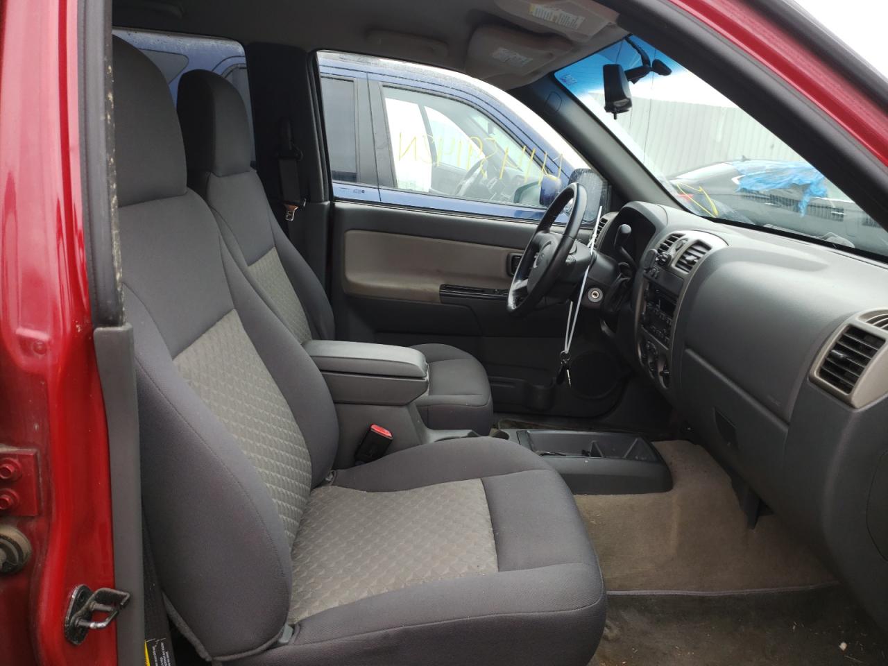 Photo 5 from auction – 2005 GMC CANYON with VIN 1GTDT136358141863
