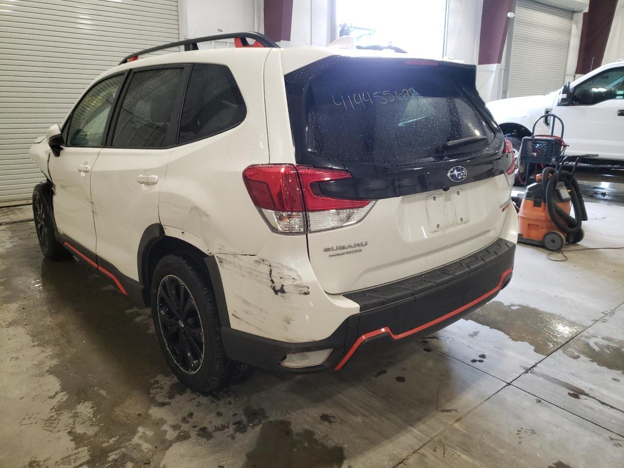 Photo 3 from auction – 2020 SUBARU FORESTER S with VIN JF2SKARC5LH509224