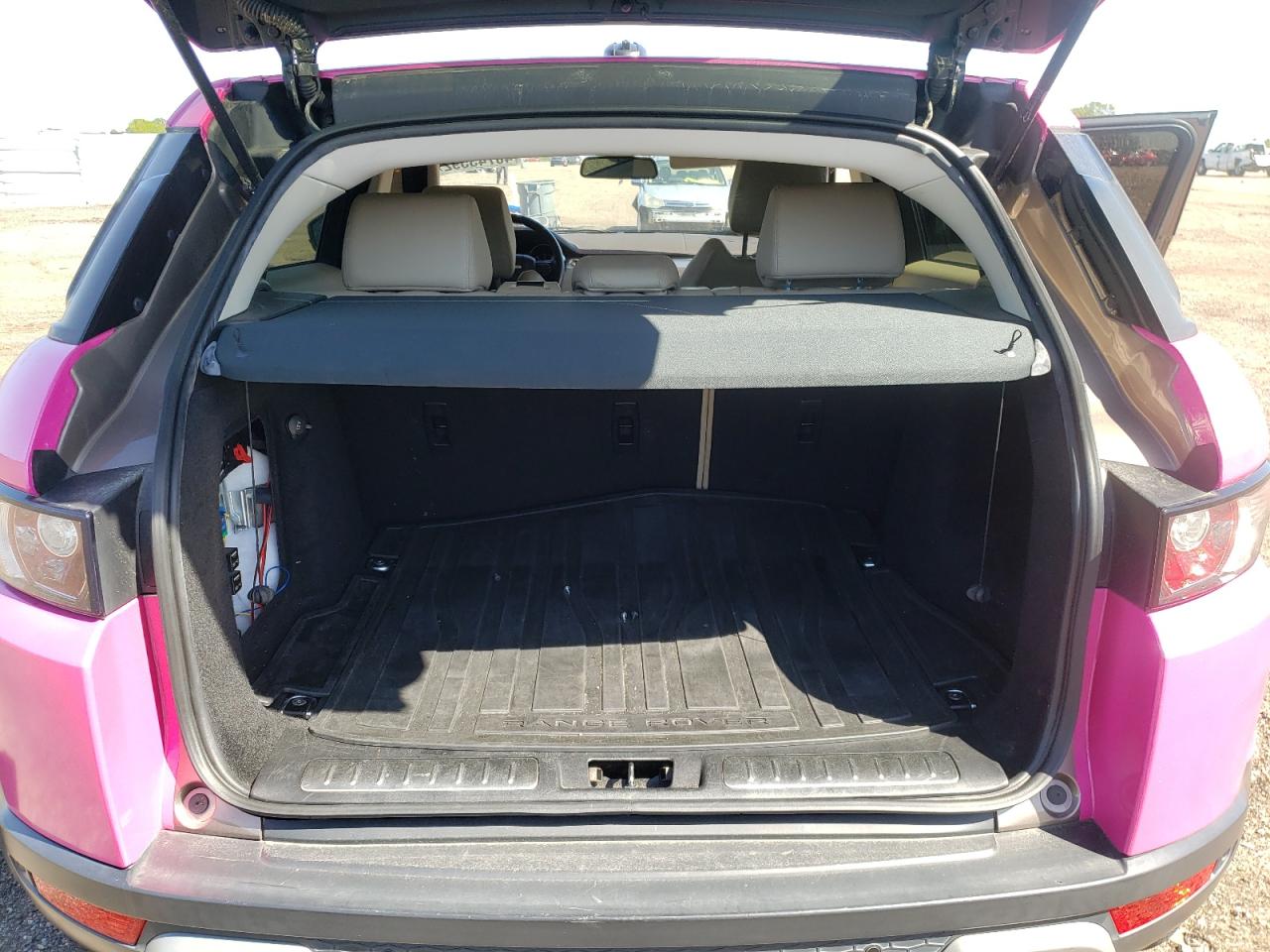Photo 9 from auction – 2015 LAND ROVER RANGE ROVE with VIN SALVN2BG3FH021022