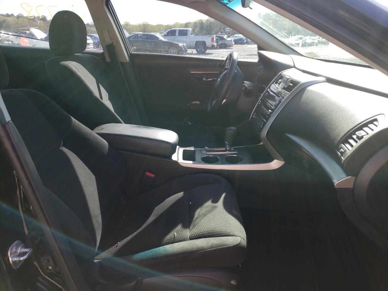 Photo 5 from auction – 2015 NISSAN ALTIMA 2.5 with VIN 1N4AL3AP6FC296289