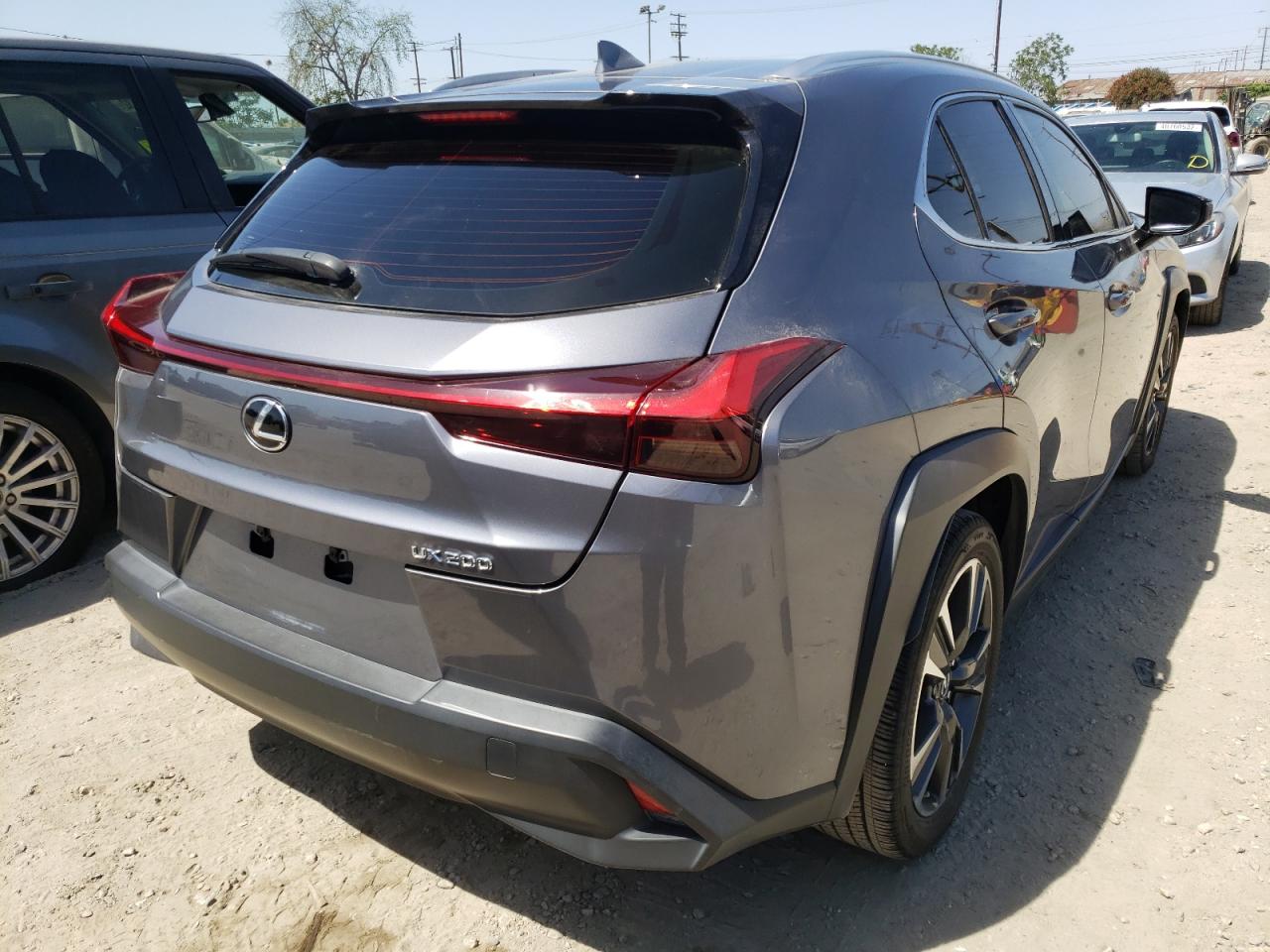 Photo 4 from auction – 2020 LEXUS UX 200 with VIN JTHP3JBH8L2024486