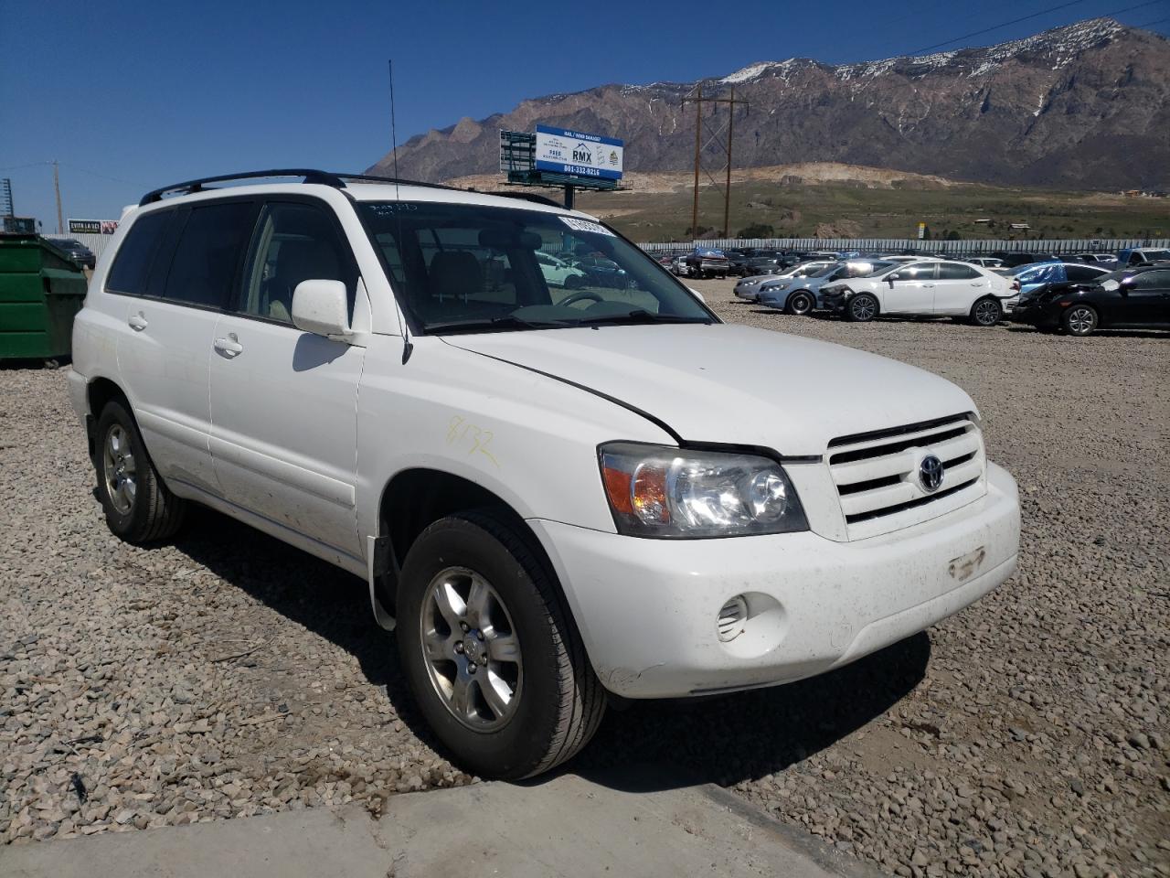 TOYOTA HIGHLANDER 2004 with VIN JTEEP21A440063673 - Photo from auction