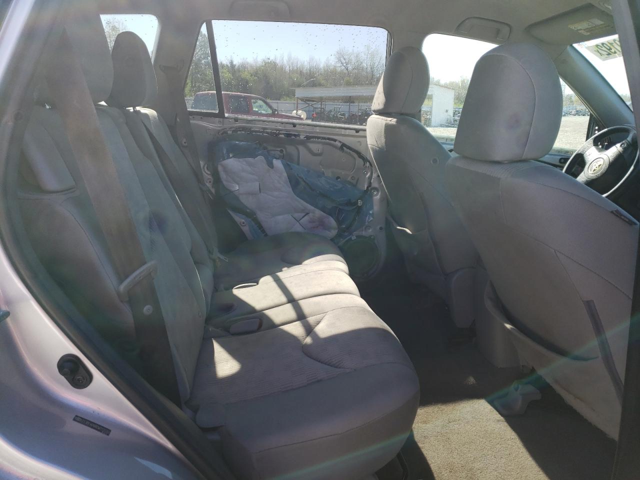 Photo 6 from auction – 2012 TOYOTA RAV4 with VIN 2T3BF4DV8CW203500
