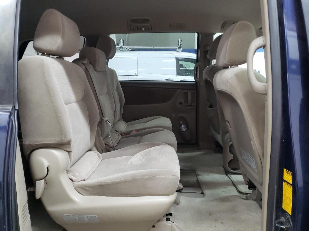Photo 6 from auction – 2006 TOYOTA SIENNA with VIN 5TDZA23C96S548056