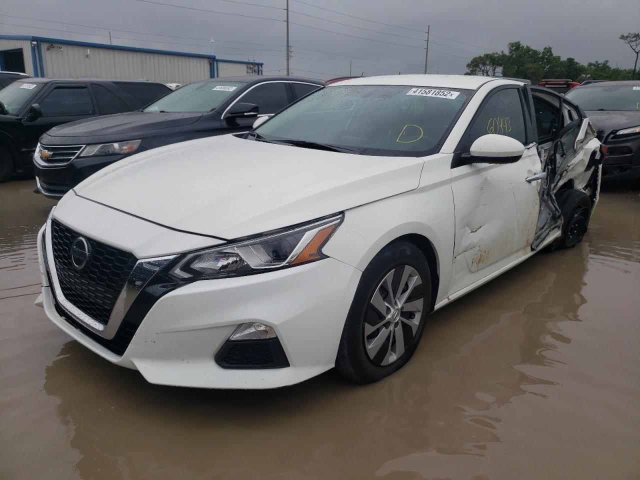 Photo 2 from auction – 2020 NISSAN ALTIMA S with VIN 1N4BL4BV1LC159988
