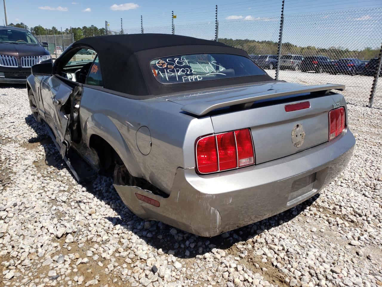 Photo 3 from auction – 2008 FORD MUSTANG with VIN 1ZVHT84N085120584