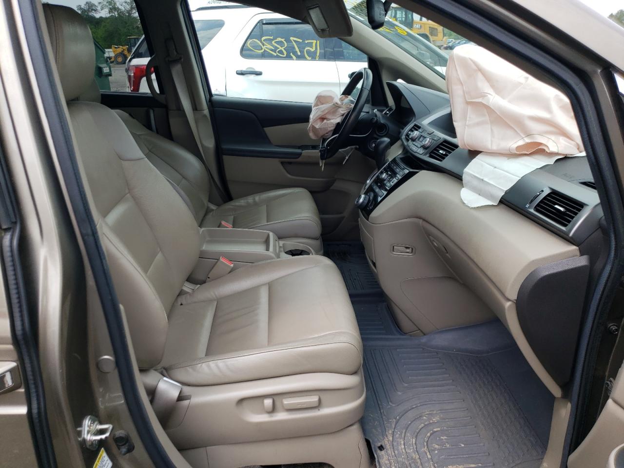 Photo 5 from auction – 2013 HONDA ODYSSEY EX with VIN 5FNRL5H67DB032164