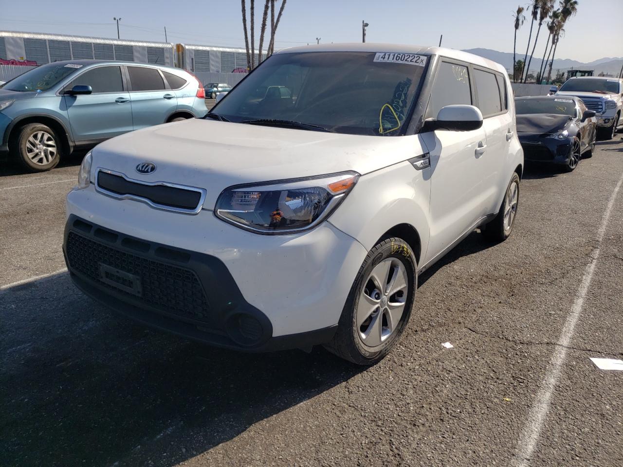 Photo 2 from auction – 2016 KIA SOUL with VIN KNDJN2A25G7318263
