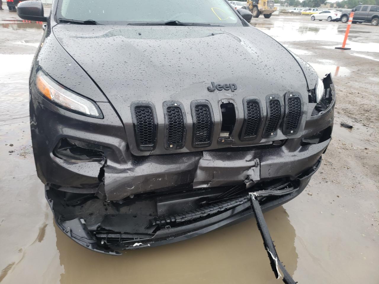 Photo 9 from auction – 2015 JEEP CHEROKEE L with VIN 1C4PJLCB3FW723244