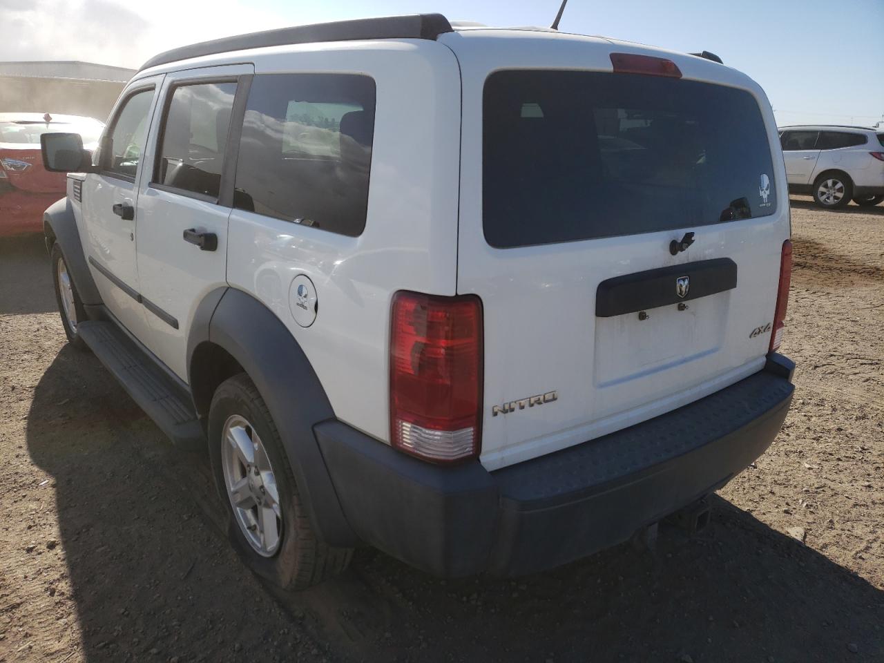 Photo 3 from auction – 2007 DODGE NITRO SXT with VIN 1D8GU28K07W581979