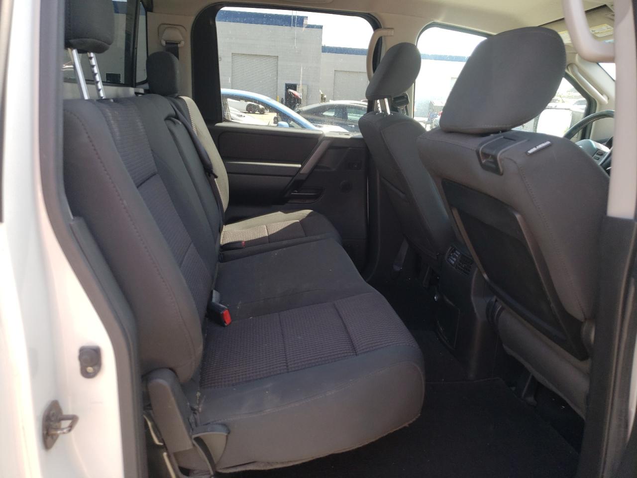 Photo 6 from auction – 2010 NISSAN TITAN XE with VIN 1N6AA0ED2AN321925