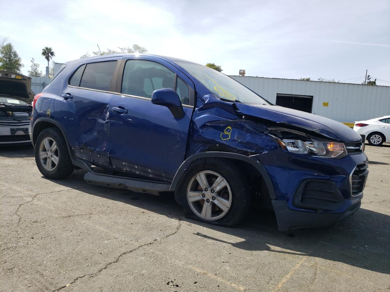 Photo 9 from auction – 2017 CHEVROLET TRAX LS with VIN 3GNCJNSB3HL192767