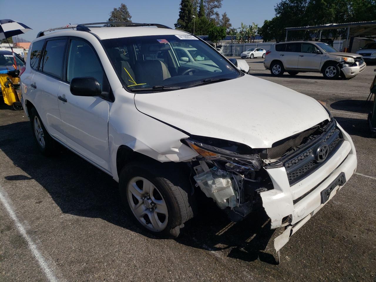TOYOTA RAV4 2010 with VIN JTMKF4DV4A5018686 - Photo from auction