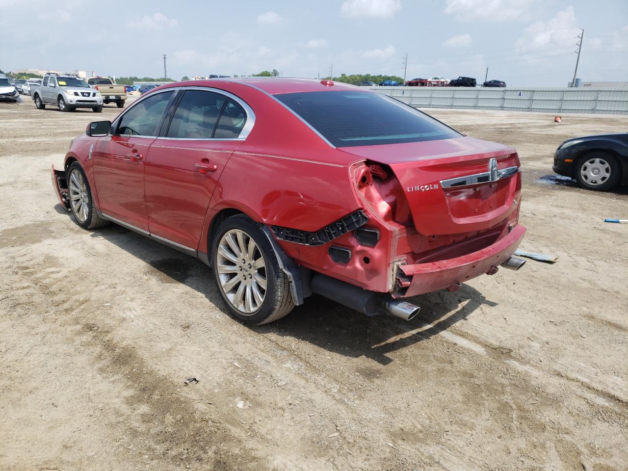 Photo 3 from auction – 2010 LINCOLN MKS with VIN 1LNHL9DR2AG613751