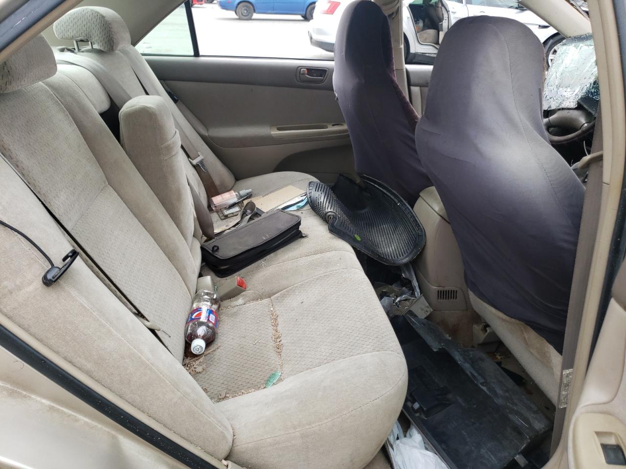 Photo 6 from auction – 2004 TOYOTA CAMRY LE with VIN 4T1BE32K84U362615