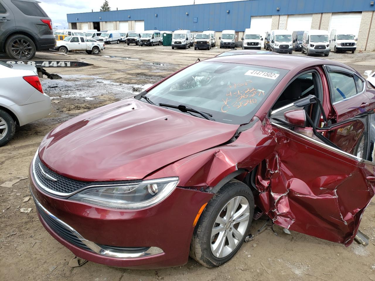 Photo 2 from auction – 2015 CHRYSLER 200 LIMITE with VIN 1C3CCCABXFN526271