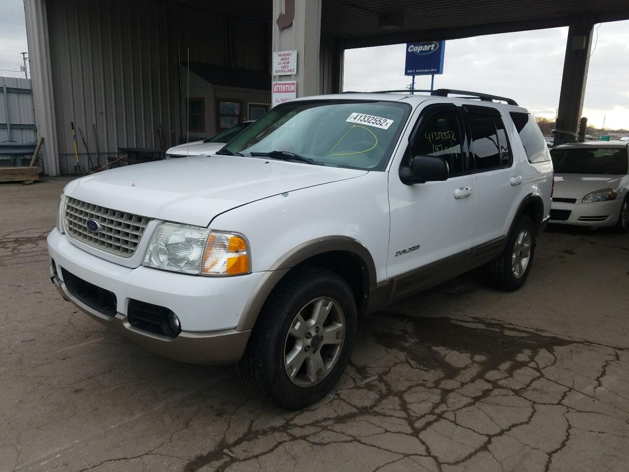 Photo 2 from auction – 2004 FORD EXPLORER E with VIN 1FMZU74W24UA54624