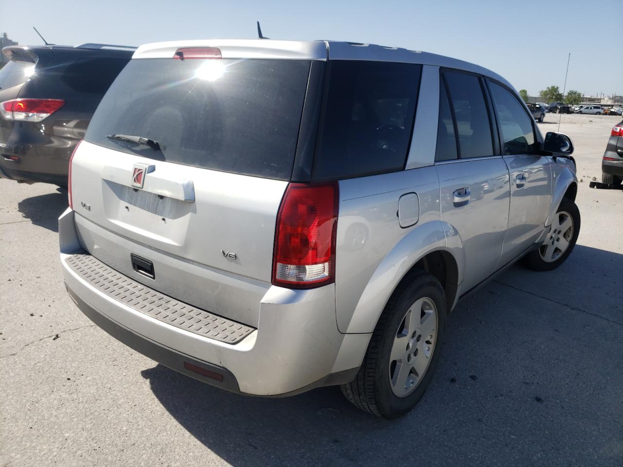 Photo 4 from auction – 2006 SATURN VUE with VIN 5GZCZ53496S811676