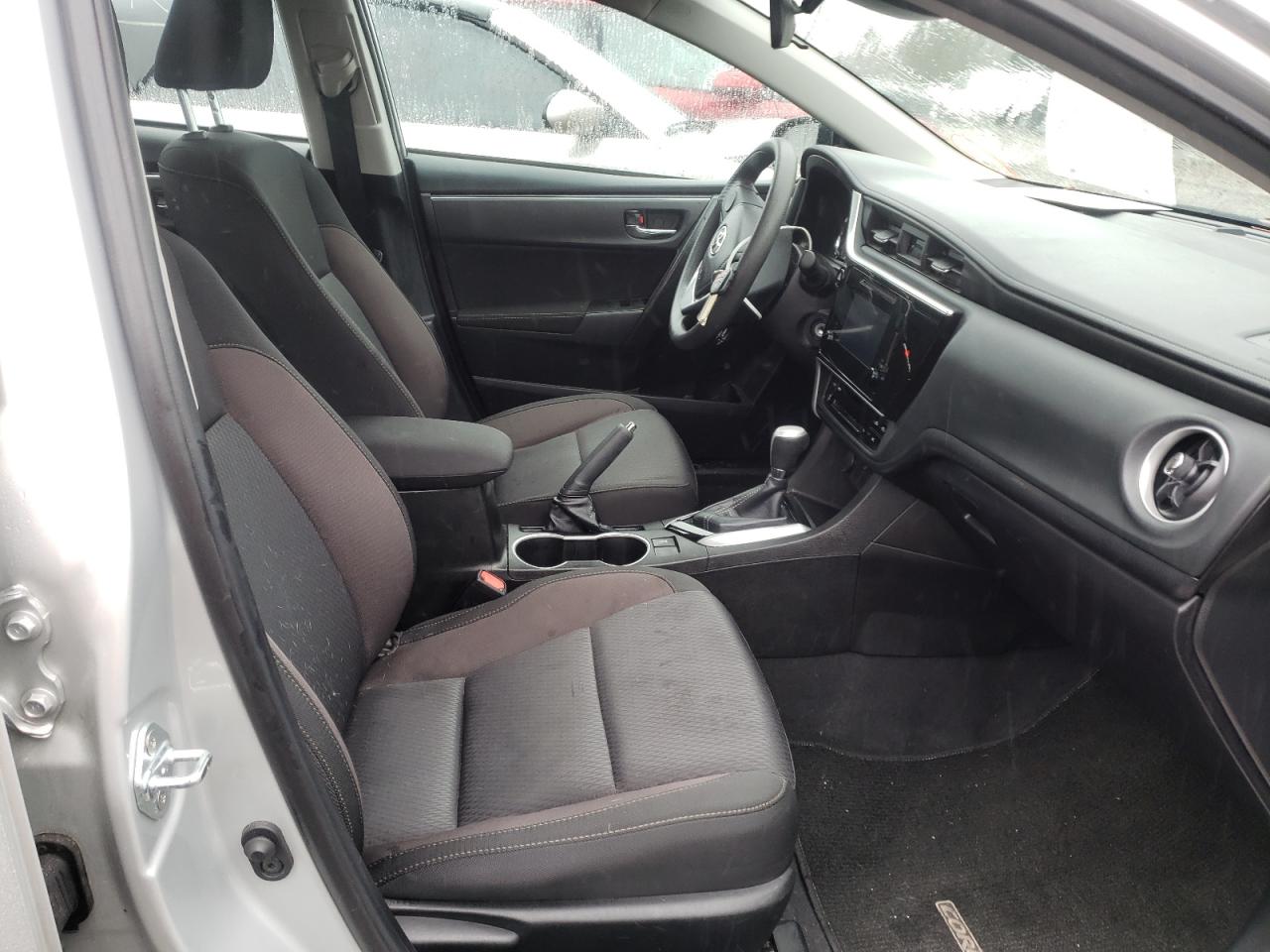 Photo 5 from auction – 2019 TOYOTA COROLLA L with VIN 5YFBURHE0KP937795