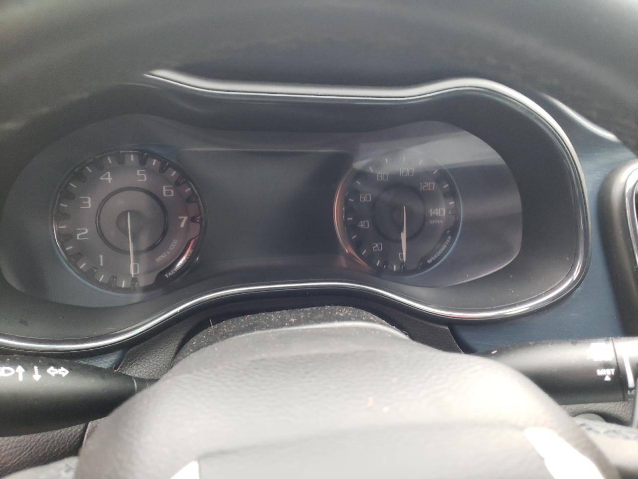 Photo 8 from auction – 2015 CHRYSLER 200 S with VIN 1C3CCCBG7FN529171