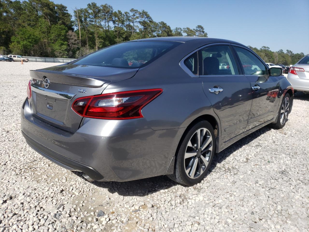 Photo 4 from auction – 2017 NISSAN ALTIMA 2.5 with VIN 1N4AL3AP7HC495807