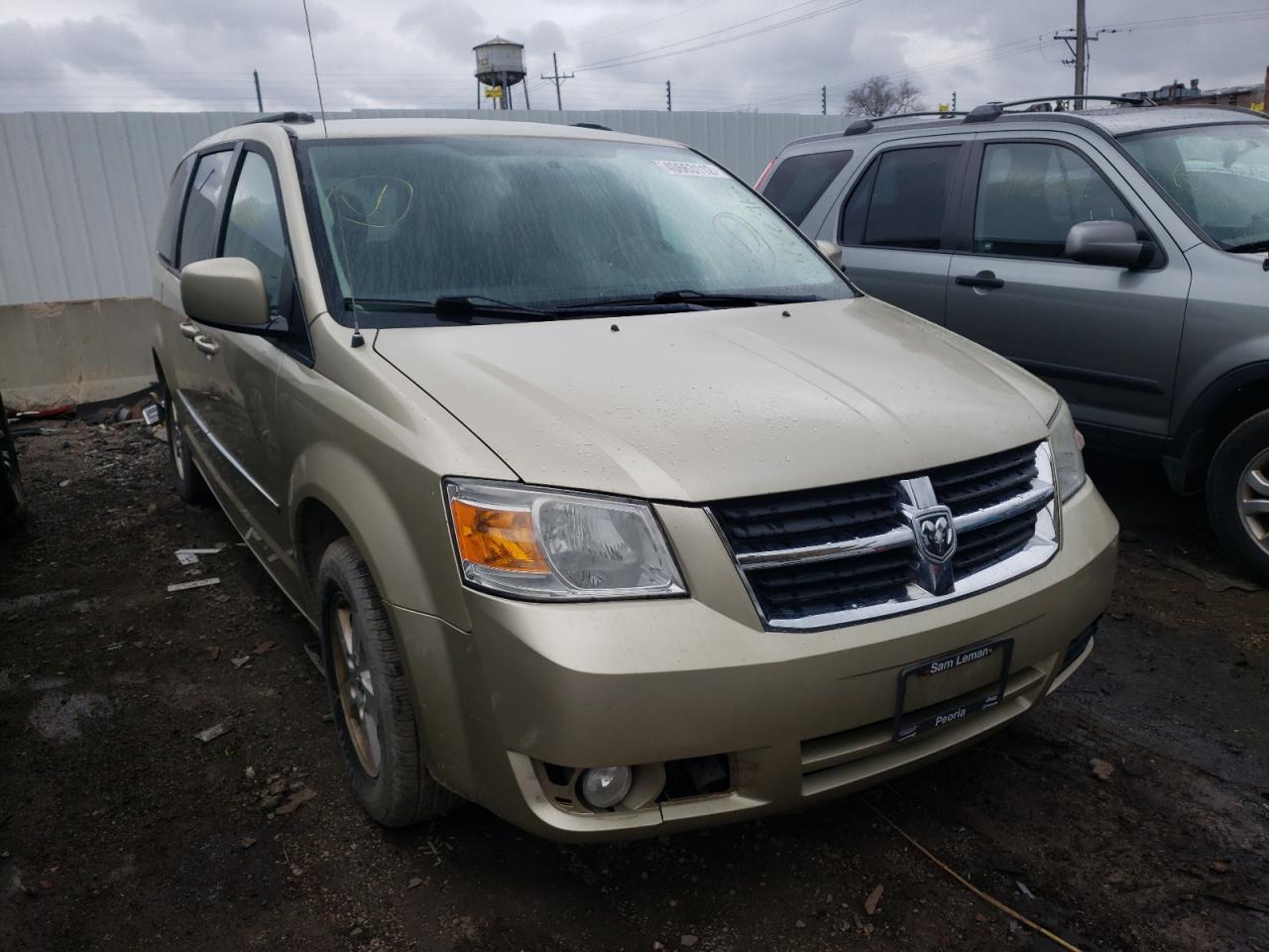 DODGE GRAND CARA 2010 with VIN 2D4RN5D17AR483585 - Photo from auction