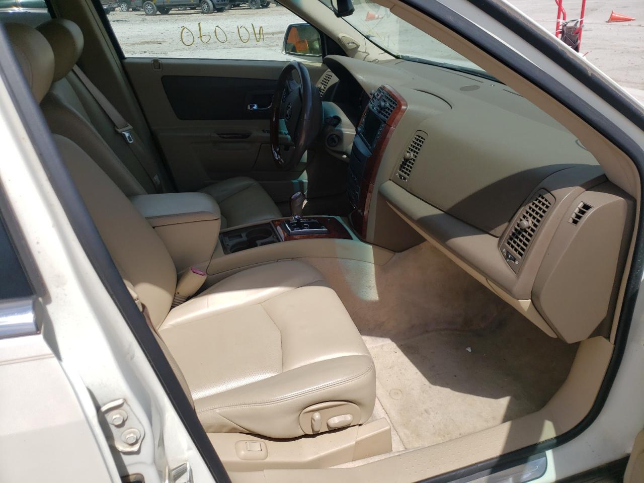 Photo 5 from auction – 2006 CADILLAC SRX with VIN 1GYEE637X60171702