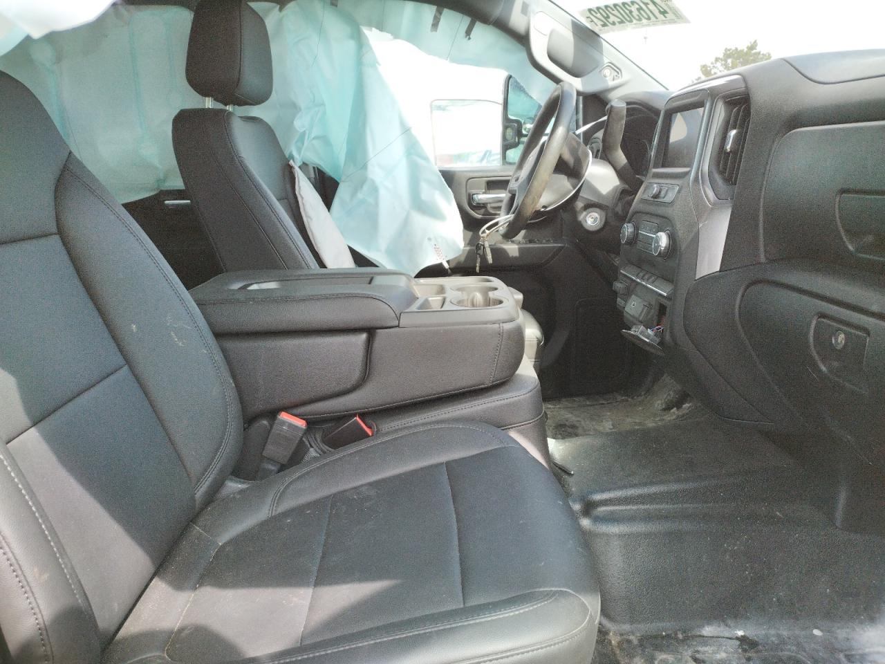 Photo 5 from auction – 2020 CHEVROLET SILVERADO with VIN 1GC5YLE74LF168943