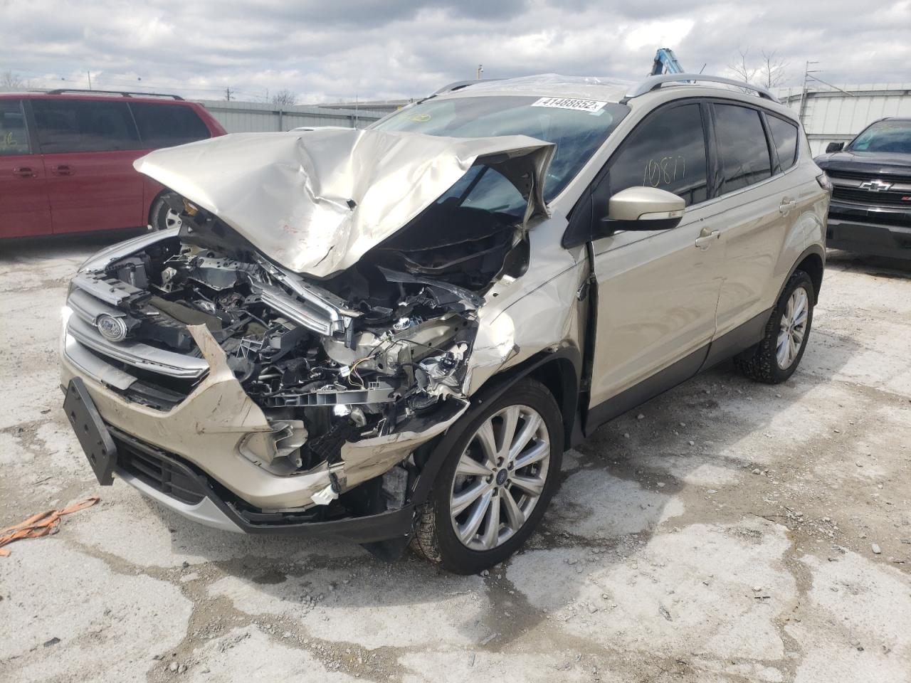 Photo 2 from auction – 2017 FORD ESCAPE TIT with VIN 1FMCU9JD2HUC62805
