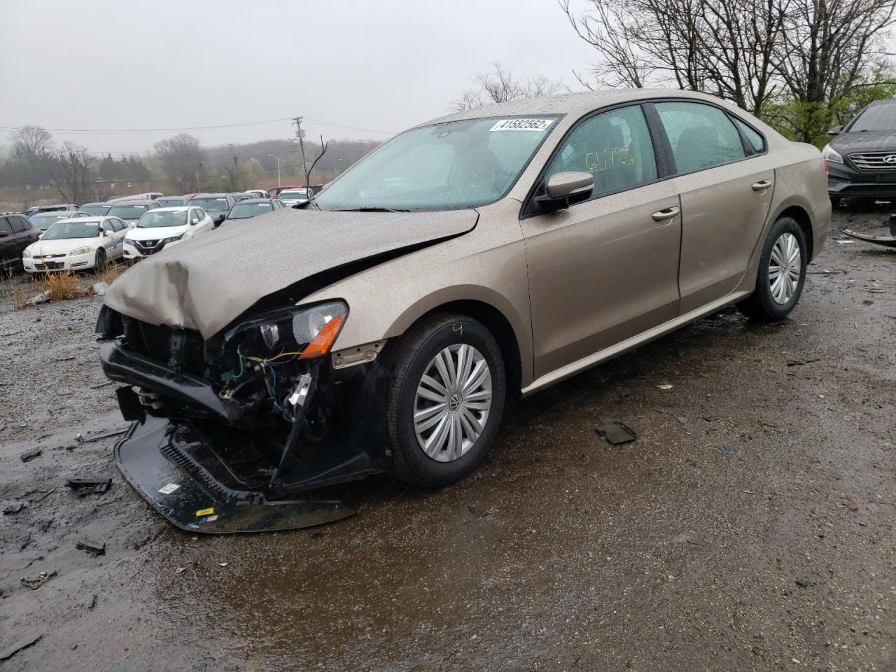 Photo 2 from auction – 2015 VOLKSWAGEN PASSAT S with VIN 1VWAT7A3XFC040829