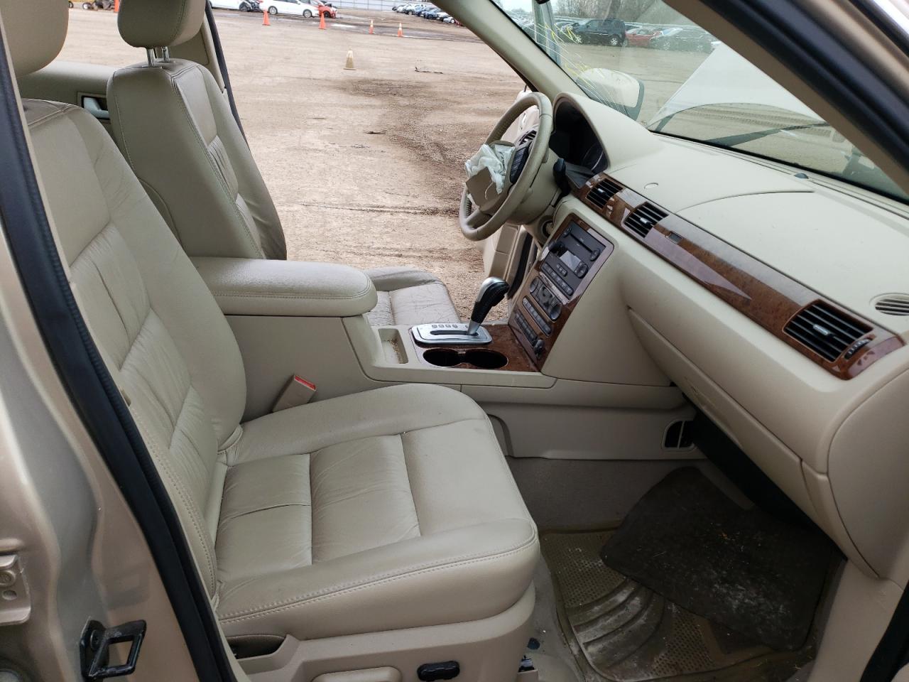 Photo 5 from auction – 2007 FORD FIVE HUNDR with VIN 1FAFP24157G101997
