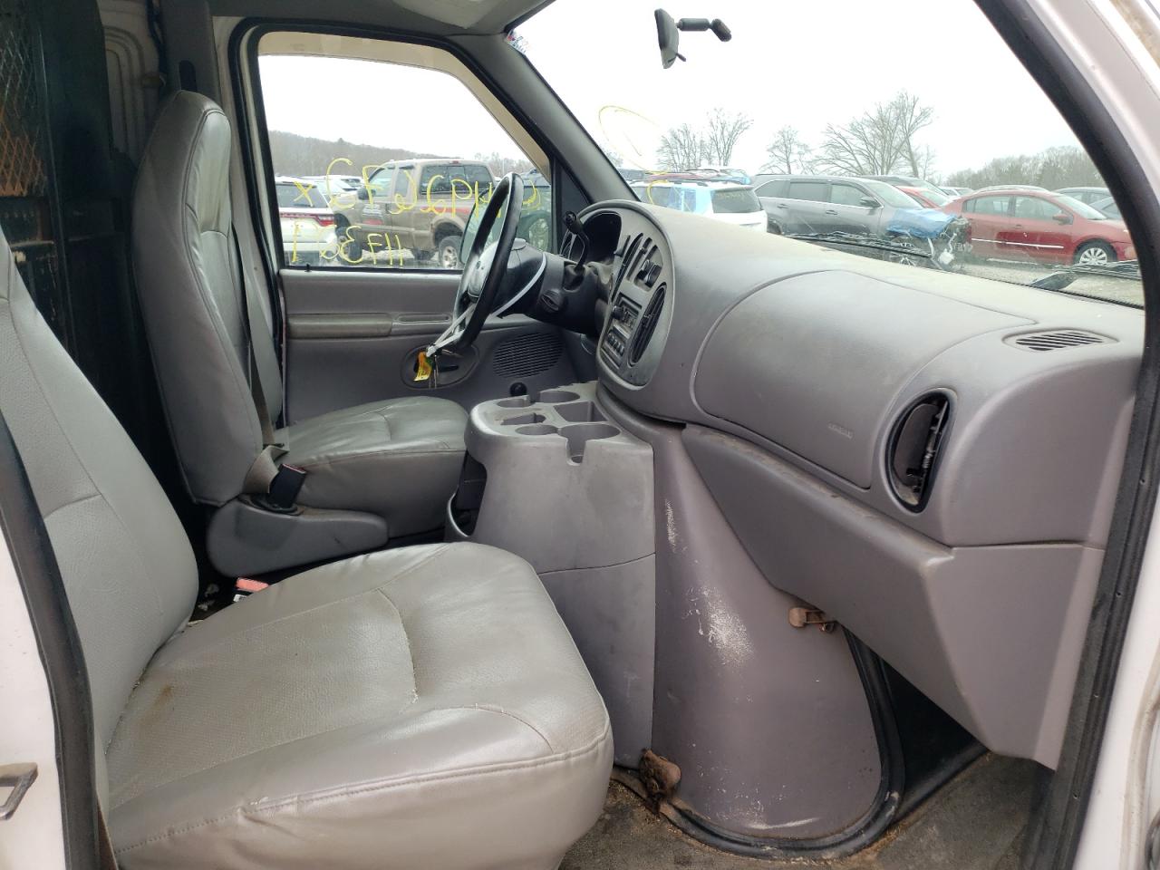 Photo 5 from auction – 2000 FORD ECONOLINE with VIN 1FTRE14W2YHA09356