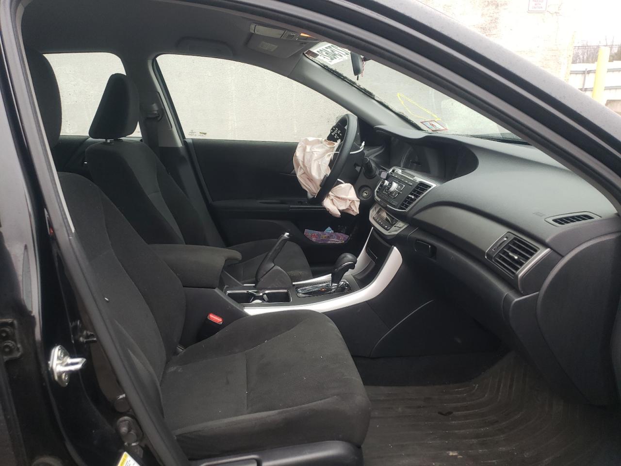 Photo 5 from auction – 2013 HONDA ACCORD LX with VIN 1HGCR2F30DA257547