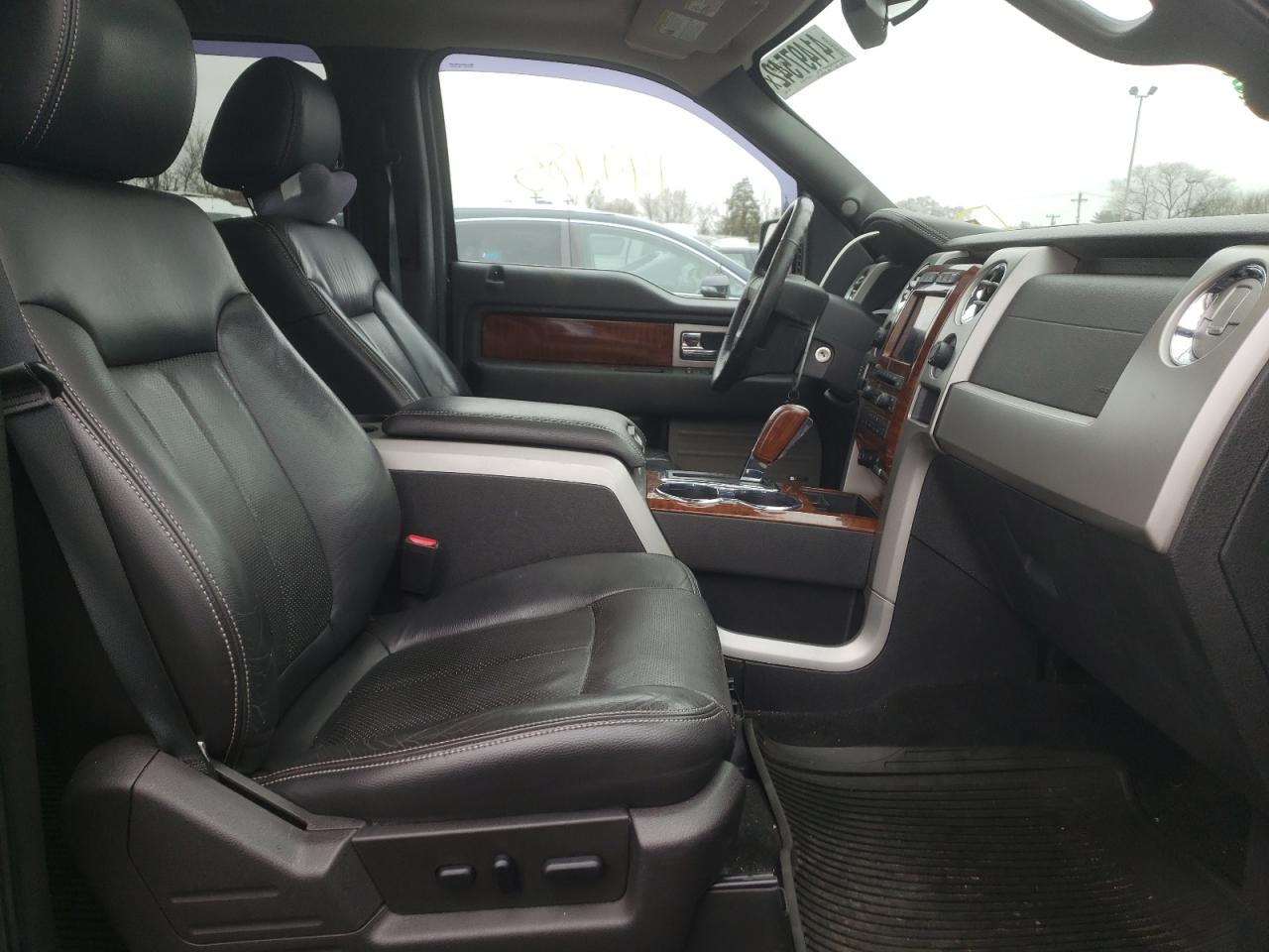 Photo 5 from auction – 2010 FORD F150 SUPER with VIN 1FTFW1EV5AFB78651