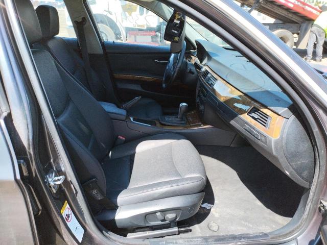 Photo 5 from auction – 2006 BMW 330 I with VIN WBAVB33506KR79229