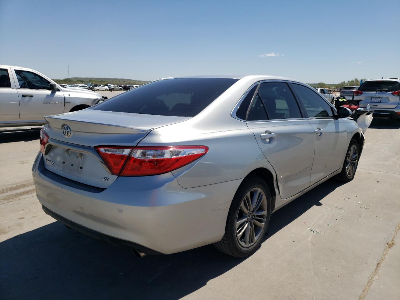 Photo 4 from auction – 2017 TOYOTA CAMRY LE with VIN 4T1BF1FK1HU397871
