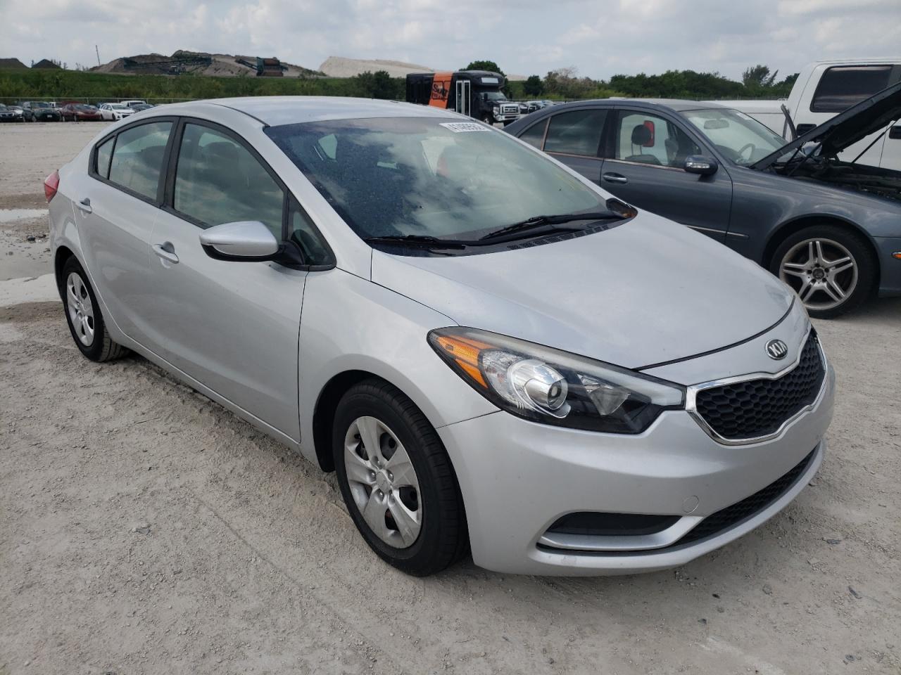 KIA FORTE LX 2016 with VIN KNAFK4A64G5542503 - Photo from auction