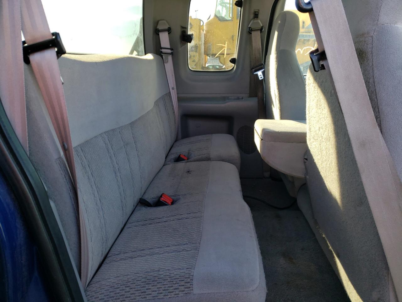 Photo 6 from auction – 1998 FORD F150 with VIN 2FTZX1726WCA05477