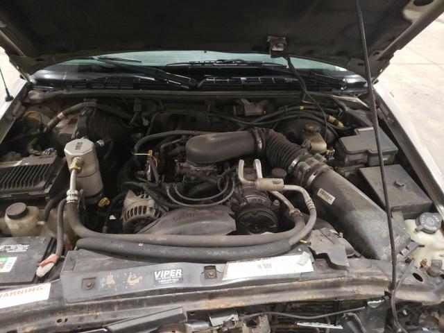 Photo 7 from auction – 2000 CHEVROLET BLAZER with VIN 1GNDT13W7Y2206650