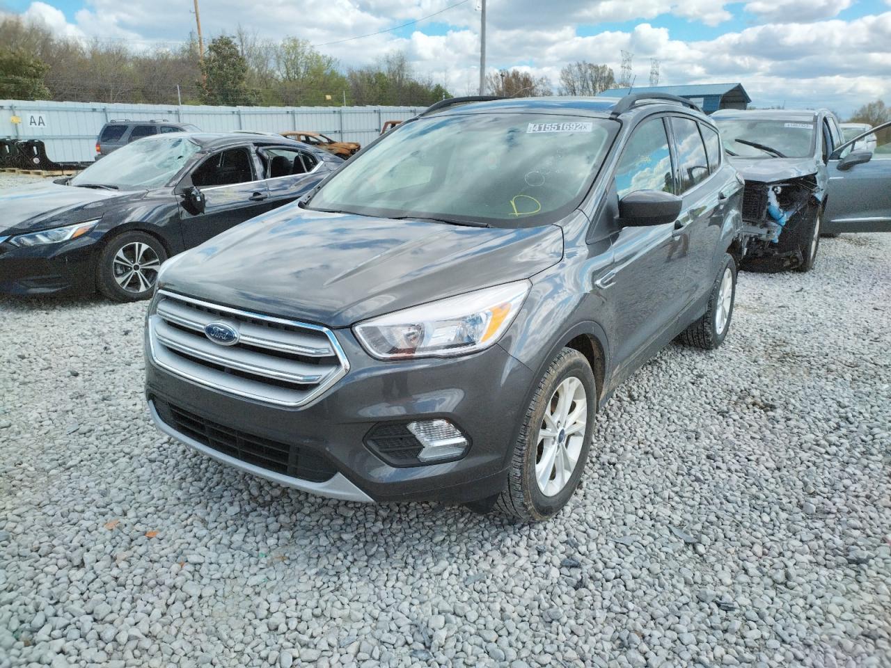 Photo 2 from auction – 2018 FORD ESCAPE SE with VIN 1FMCU0GD1JUB51624