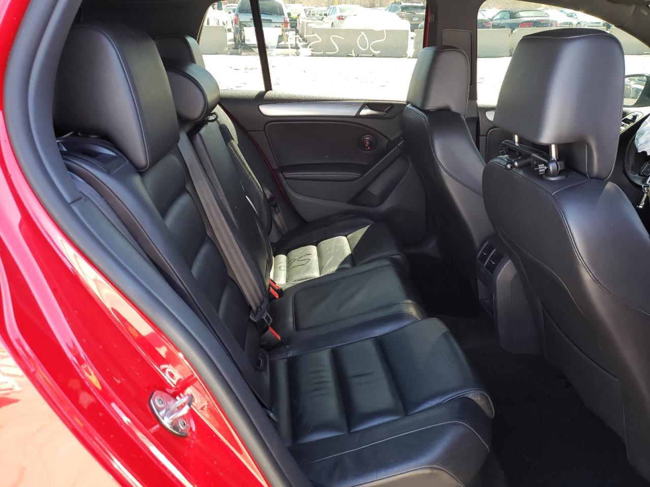 Photo 6 from auction – 2013 VOLKSWAGEN GOLF R with VIN WVWPF7AJ5DW059447