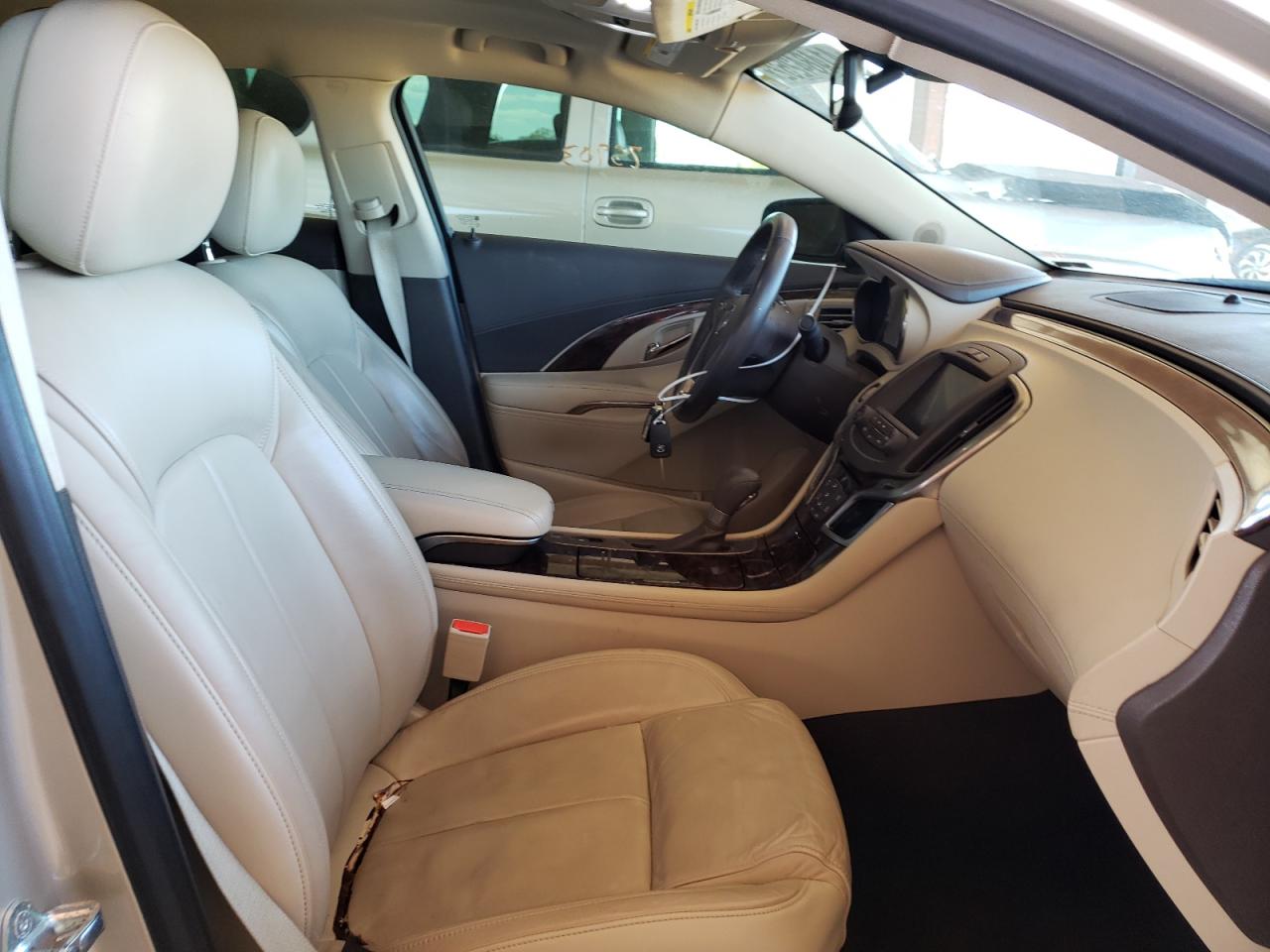 Photo 5 from auction – 2014 BUICK LACROSSE with VIN 1G4GB5G33EF178636
