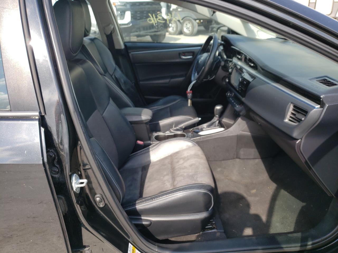 Photo 5 from auction – 2016 TOYOTA COROLLA L with VIN 5YFBURHE6GP562406