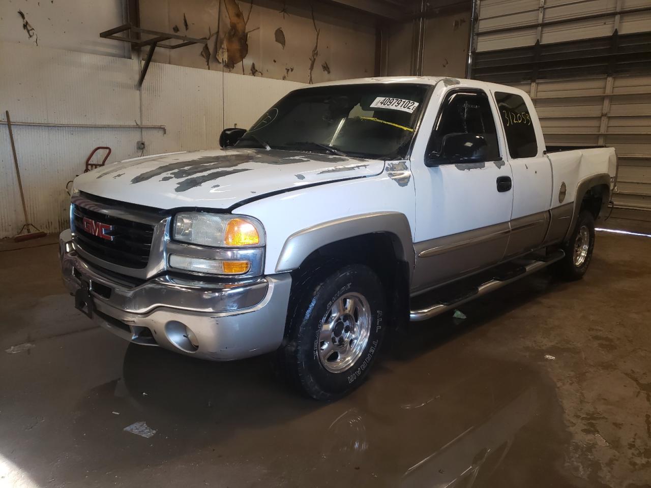 Photo 2 from auction – 2003 GMC NEW SIERRA with VIN 2GTEK19T931180462