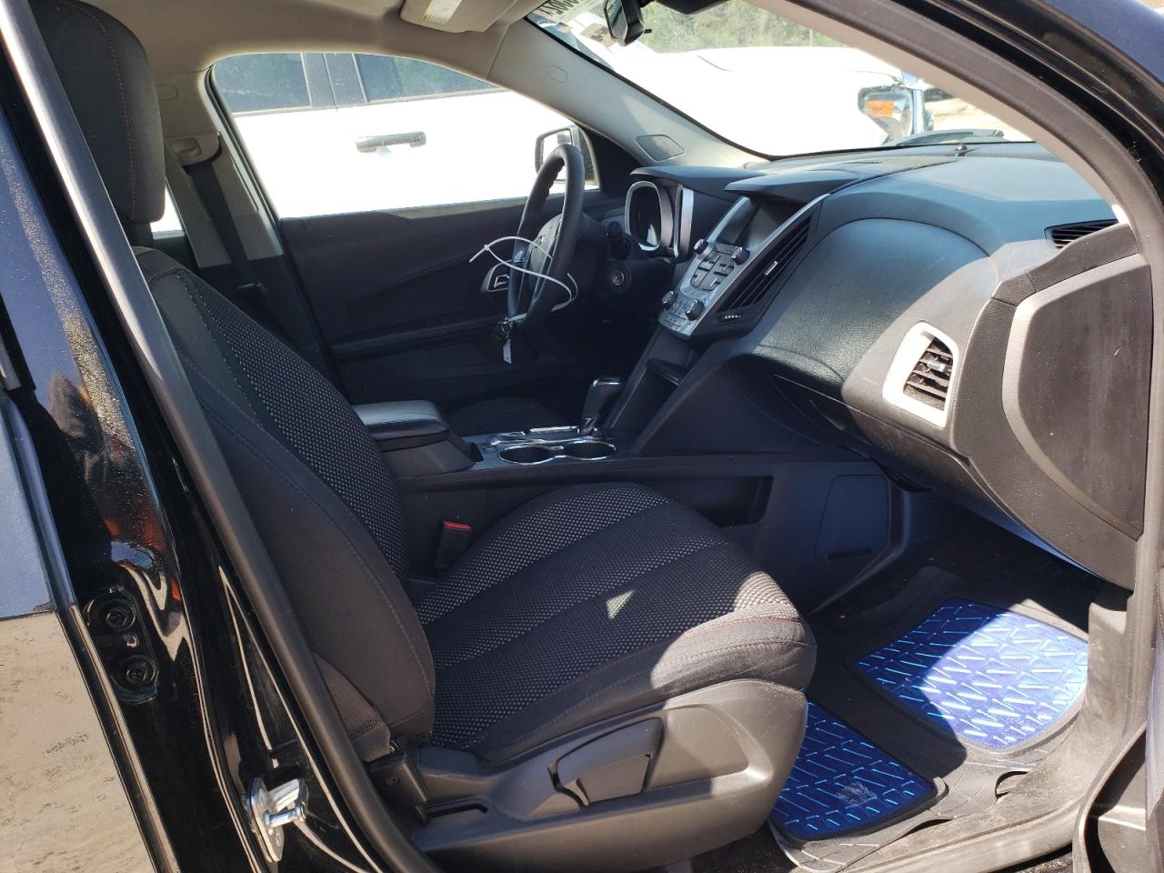 Photo 5 from auction – 2016 CHEVROLET EQUINOX LS with VIN 2GNFLEEK8G6134580