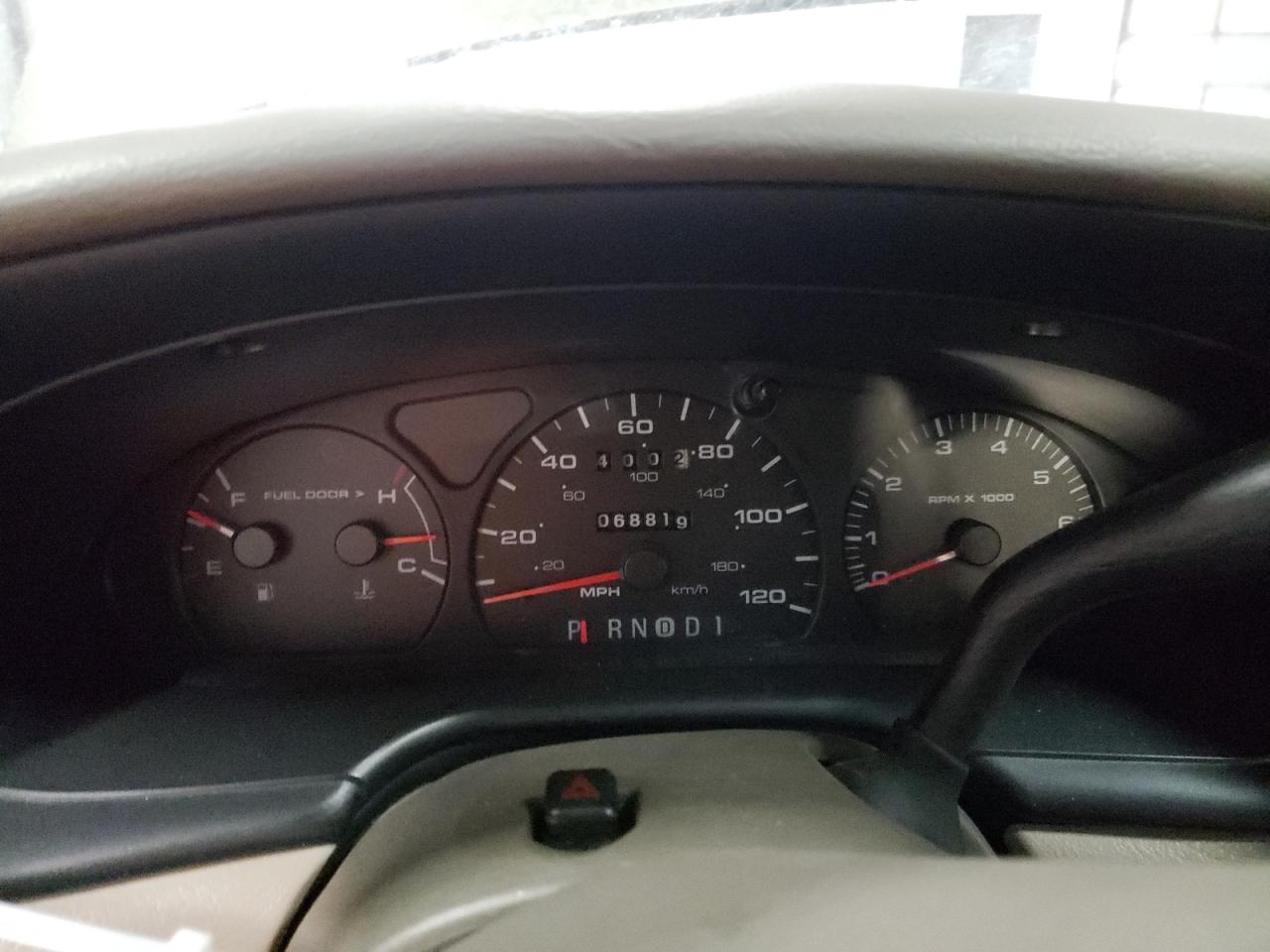 Photo 8 from auction – 2002 FORD TAURUS SES with VIN 1FAFP55292A225047