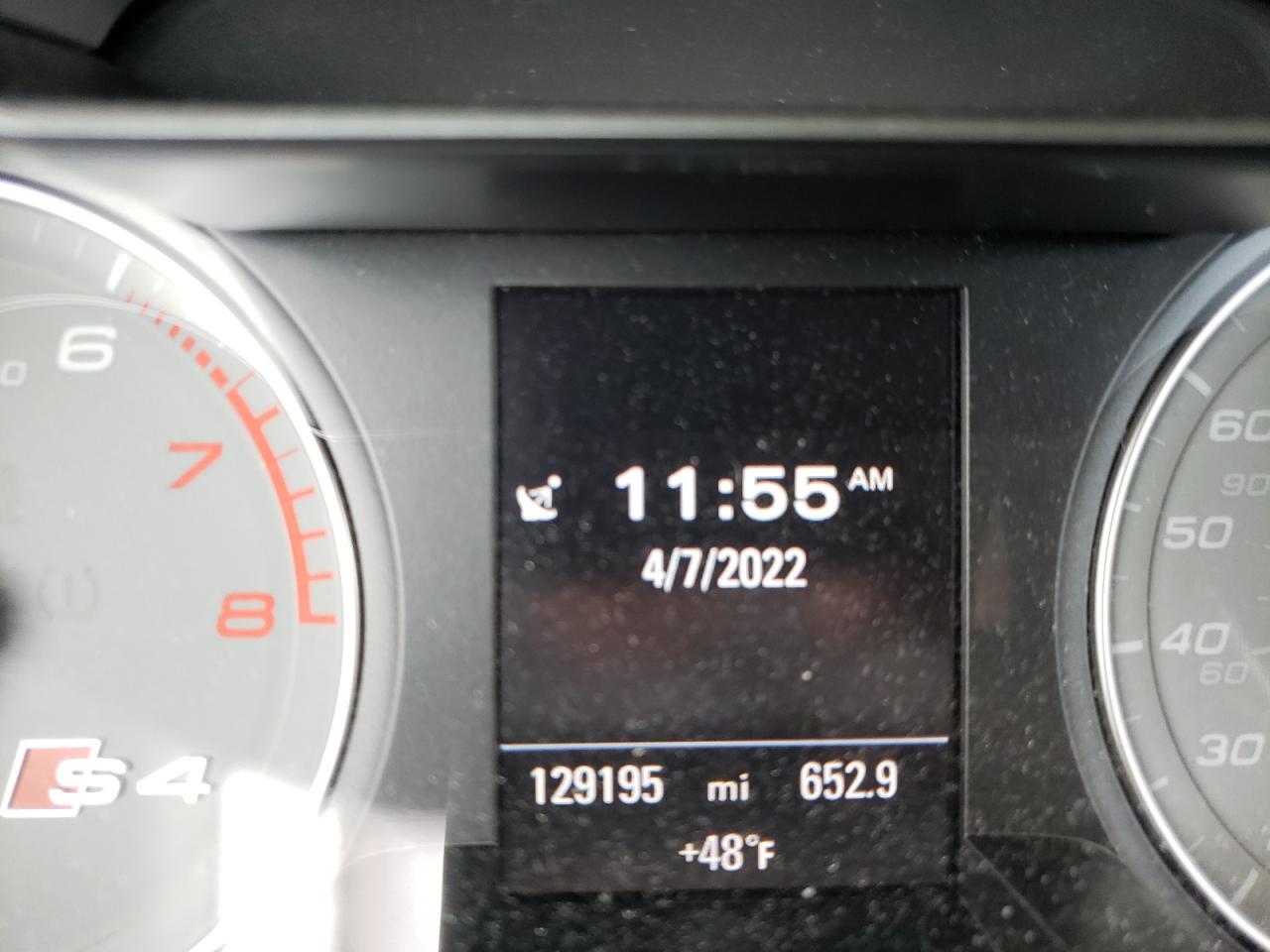 Photo 8 from auction – 2015 AUDI S4 PREMIUM with VIN WAUBGAFL8FA053296