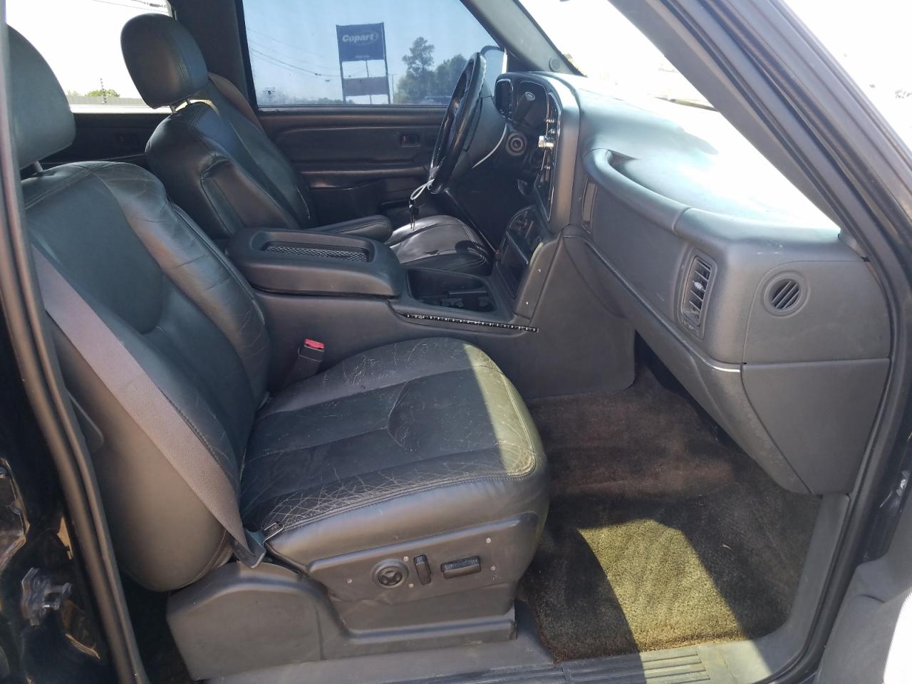 Photo 5 from auction – 2003 CHEVROLET AVALANCHE with VIN 3GNEK13TX3G117085